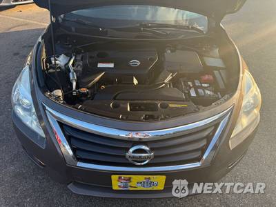 2014 Nissan Altima 2.5 SV - zdjęcie 94 z 115 - miniatura