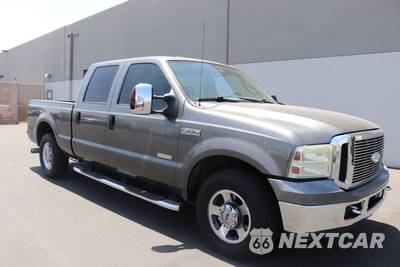 2006 Ford Super Duty F-250 Lariat Crew Cab Medium Bed - zdjęcie 3 z 14 - miniatura