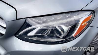 2015 Mercedes-Benz C 300 4MATIC Sedan w/Luxury Pkg - zdjęcie 10 z 50 - miniatura