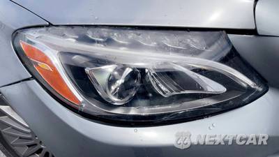 2015 Mercedes-Benz C 300 4MATIC Sedan w/Luxury Pkg - zdjęcie 3 z 50 - miniatura