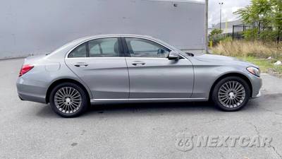 2015 Mercedes-Benz C 300 4MATIC Sedan w/Luxury Pkg - zdjęcie 24 z 50 - miniatura