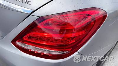 2015 Mercedes-Benz C 300 4MATIC Sedan w/Luxury Pkg - zdjęcie 23 z 50 - miniatura