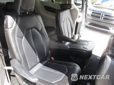2021 Chrysler Voyager LXi 121.6" WB - zdjęcie 11 z 25 - miniatura