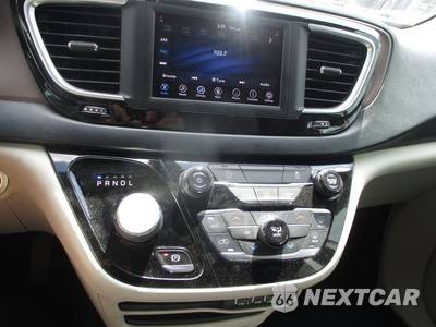 2021 Chrysler Voyager LXi 121.6" WB - zdjęcie 21 z 25 - miniatura