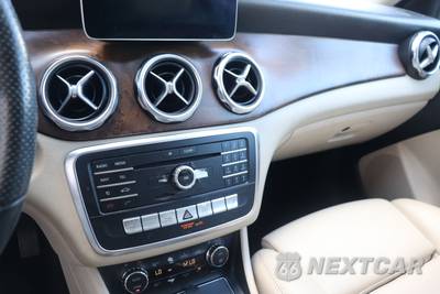 2019 Mercedes-Benz GLA 250 - zdjęcie 7 z 18 - miniatura
