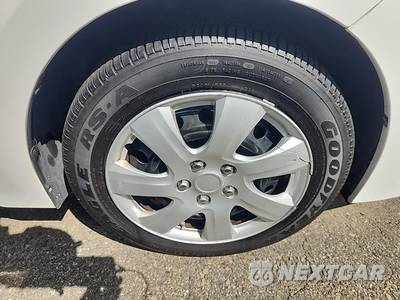 2018 Toyota Corolla LE Sedan - zdjęcie 9 z 27 - miniatura