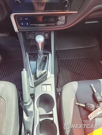 2018 Toyota Corolla LE Sedan - zdjęcie 27 z 27 - miniatura