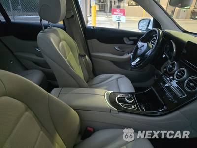 2017 Mercedes-Benz GLC 300 4MATIC - zdjęcie 8 z 21 - miniatura