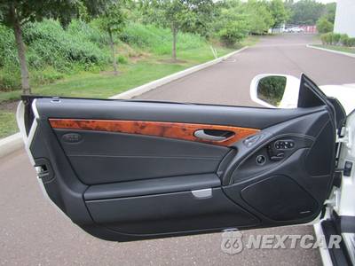 2011 Mercedes-Benz SL 550 - zdjęcie 39 z 64 - miniatura