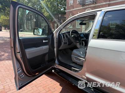 2008 Toyota Tundra Limited Crew Cab Short Bed - zdjęcie 9 z 106 - miniatura