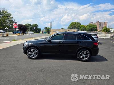 2016 Mercedes-Benz GLC 300 - zdjęcie 2 z 16 - miniatura