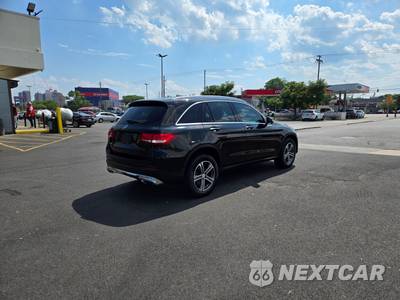2016 Mercedes-Benz GLC 300 - zdjęcie 5 z 16 - miniatura