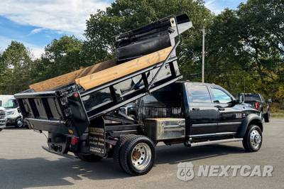 2016 Ram 5500 Cab Chassis Tradesman Crew Cab DRW - zdjęcie 3 z 57 - miniatura