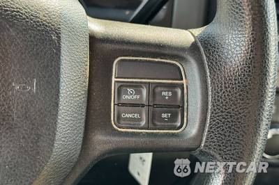 2016 Ram 5500 Cab Chassis Tradesman Crew Cab DRW - zdjęcie 24 z 57 - miniatura