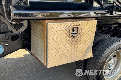 2016 Ram 5500 Cab Chassis Tradesman Crew Cab DRW - zdjęcie 29 z 57 - miniatura