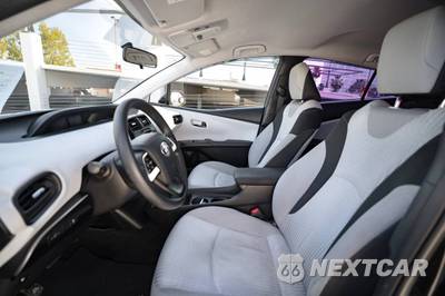 2016 Toyota Prius Two - zdjęcie 9 z 22 - miniatura