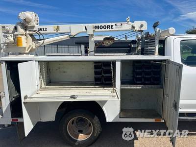 2019 Ford Super Duty F-350 Cab Chassis XL Extended Cab w/Rear Doors DRW - zdjęcie 35 z 41 - miniatura