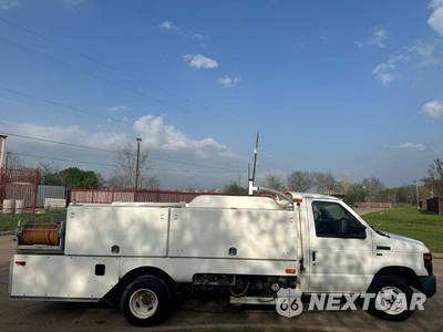 2012 Ford Super Duty E-450 Cutaway DRW - zdjęcie 9 z 45 - miniatura