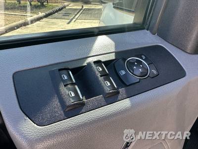 2019 Ford Super Duty F-350 Cab Chassis XL Crew Cab DRW - zdjęcie 106 z 116 - miniatura