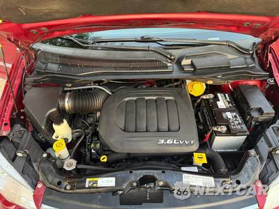 2015 Chrysler Town & Country Touring L - zdjęcie 15 z 63 - miniatura