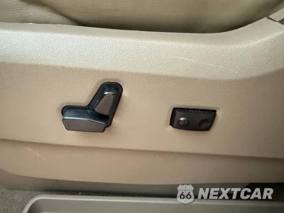 2015 Chrysler Town & Country Touring L - zdjęcie 37 z 63 - miniatura