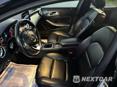 2019 Mercedes-Benz GLA 250 - zdjęcie 34 z 50 - miniatura