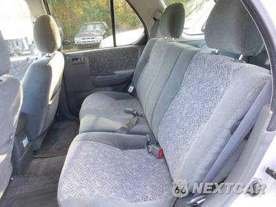 2001 Isuzu Rodeo - zdjęcie 8 z 29 - miniatura