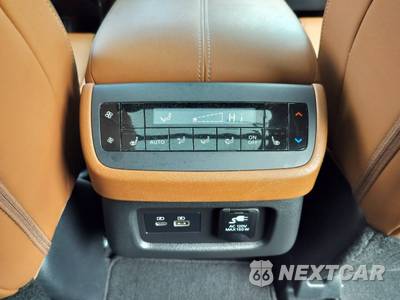 2024 Nissan Pathfinder Platinum - zdjęcie 23 z 33 - miniatura