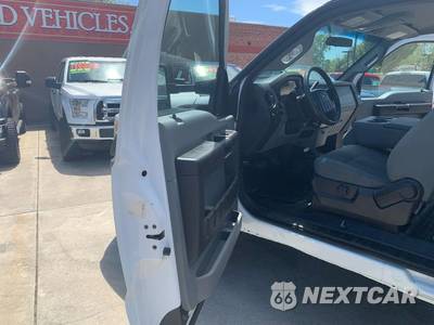 2014 Ford Super Duty F-450 XL Extended Cab DRW - zdjęcie 10 z 33 - miniatura