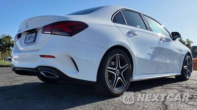 2019 Mercedes-Benz A 220 - zdjęcie 23 z 102 - miniatura