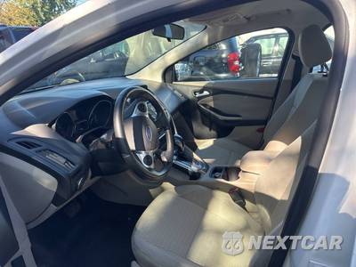 2012 Ford Focus SEL Sedan - zdjęcie 14 z 25 - miniatura
