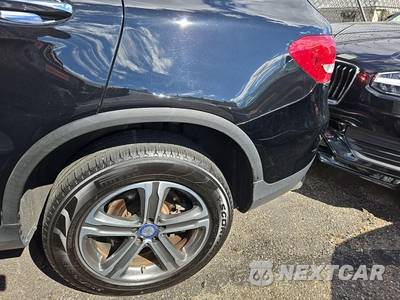 2017 Mercedes-Benz GLC 300 4MATIC - zdjęcie 11 z 25 - miniatura
