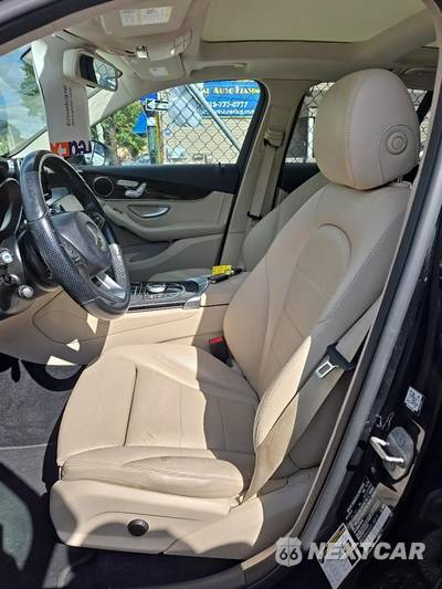 2017 Mercedes-Benz GLC 300 4MATIC - zdjęcie 13 z 25 - miniatura