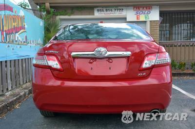 2011 Toyota Camry XLE - zdjęcie 23 z 43 - miniatura