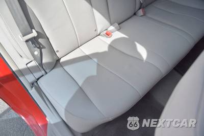 2011 Toyota Camry XLE - zdjęcie 37 z 43 - miniatura