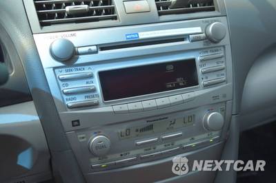 2011 Toyota Camry XLE - zdjęcie 22 z 43 - miniatura