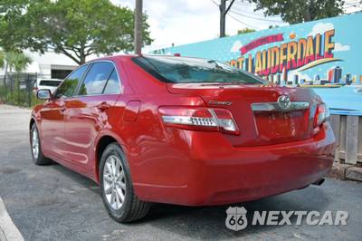 2011 Toyota Camry XLE - zdjęcie 8 z 43 - miniatura