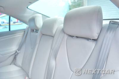 2011 Toyota Camry XLE - zdjęcie 12 z 43 - miniatura