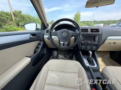 2014 Volkswagen Jetta Hybrid SEL Premium Sedan - zdjęcie 26 z 33 - miniatura