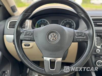 2014 Volkswagen Jetta Hybrid SEL Premium Sedan - zdjęcie 27 z 33 - miniatura