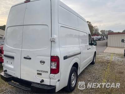 2014 Nissan NV2500 HD Cargo S High Roof 146.1" WB - zdjęcie 6 z 21 - miniatura