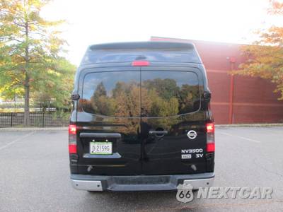 2012 Nissan NV3500 HD Passenger SV 146.1" WB - zdjęcie 4 z 28 - miniatura