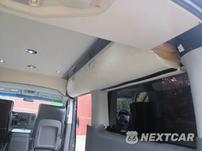 2012 Nissan NV3500 HD Passenger SV 146.1" WB - zdjęcie 28 z 28 - miniatura