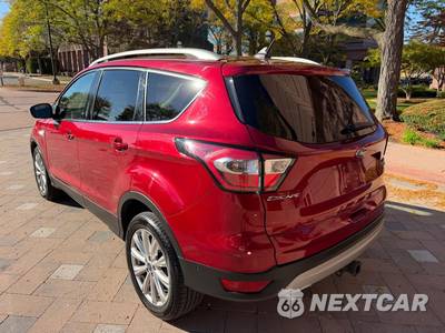 2018 Ford Escape Titanium - zdjęcie 7 z 68 - miniatura