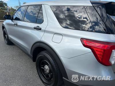 2020 Ford Police Interceptor Utility - zdjęcie 13 z 44 - miniatura