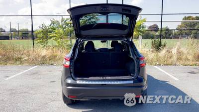 2020 Nissan Rogue Sport S - zdjęcie 14 z 44 - miniatura