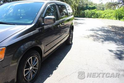 2017 Dodge Grand Caravan SXT 121.2" WB - zdjęcie 13 z 48 - miniatura