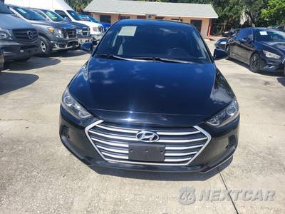 2017 Hyundai Elantra SE Sedan - zdjęcie 2 z 58 - miniatura