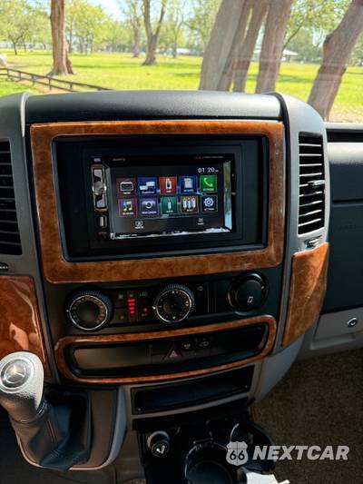 2017 Mercedes-Benz Other-RV - zdjęcie 23 z 61 - miniatura