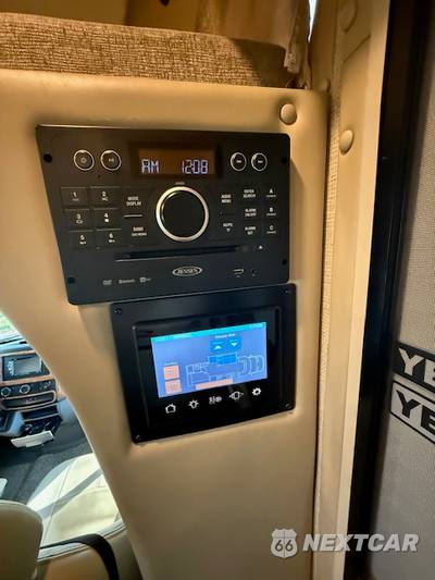 2017 Mercedes-Benz Other-RV - zdjęcie 42 z 61 - miniatura